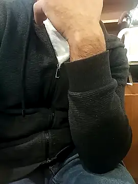 Snapshot of okan3456ok chatting on September 18, 2025, 1:57 pm okan3456ok online show from September 18, 2025, 1:57 pm