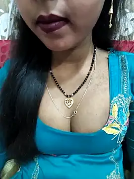 Snapshot of Sharmila-Singh chatting on February 14, 2026, 4:53 am Sharmila-Singh online show from February 14, 2026, 4:53 am