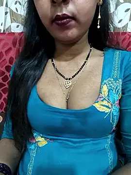Snapshot of Sharmila-Singh chatting on February 18, 2026, 6:15 pm Sharmila-Singh online show from February 18, 2026, 6:15 pm
