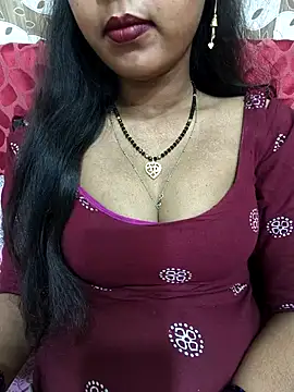 Snapshot of Sharmila-Singh chatting on March 14, 2026, 8:42 am Sharmila-Singh online show from March 14, 2026, 8:42 am