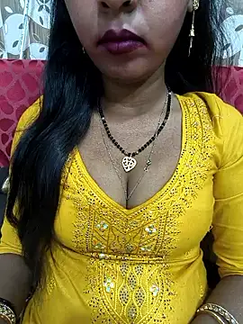 Snapshot of Sharmila-Singh chatting on April 12, 2026, 6:13 pm Sharmila-Singh online show from April 12, 2026, 6:13 pm