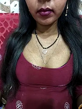 Snapshot of Sharmila-Singh chatting on April 13, 2026, 6:24 pm Sharmila-Singh online show from April 13, 2026, 6:24 pm