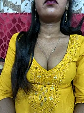 Snapshot of Sharmila-Singh chatting on April 16, 2026, 8:20 pm Sharmila-Singh online show from April 16, 2026, 8:20 pm
