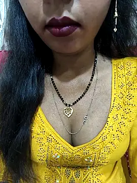 Snapshot of Sharmila-Singh chatting on April 22, 2026, 6:16 am Sharmila-Singh online show from April 22, 2026, 6:16 am