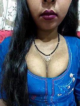 Snapshot of Sharmila-Singh chatting on April 26, 2026, 6:33 am Sharmila-Singh online show from April 26, 2026, 6:33 am