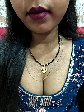 Snapshot of Sharmila-Singh chatting on April 27, 2026, 6:50 pm Sharmila-Singh online show from April 27, 2026, 6:50 pm