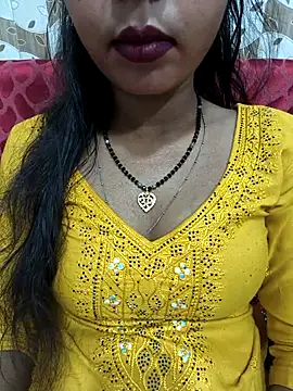 Snapshot of Sharmila-Singh chatting on April 28, 2026, 5:12 am Sharmila-Singh online show from April 28, 2026, 5:12 am