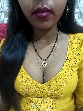 Snapshot of Sharmila-Singh chatting on May 6, 2026, 7:41 pm Sharmila-Singh online show from May 6, 2026, 7:41 pm