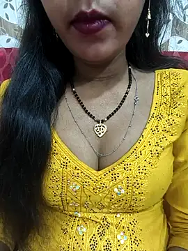 Snapshot of Sharmila-Singh chatting on May 7, 2026, 7:47 am Sharmila-Singh online show from May 7, 2026, 7:47 am