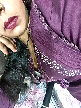 Snapshot of Sharmila-Singh chatting on May 7, 2026, 7:52 pm Sharmila-Singh online show from May 7, 2026, 7:52 pm