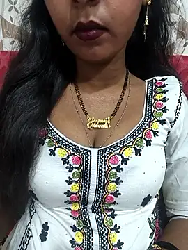 Snapshot of Sharmila-Singh chatting on May 10, 2026, 9:58 am Sharmila-Singh online show from May 10, 2026, 9:58 am