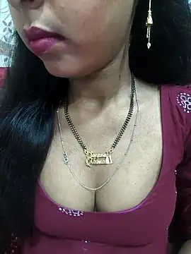 Snapshot of Sharmila-Singh chatting on May 11, 2026, 8:20 am Sharmila-Singh online show from May 11, 2026, 8:20 am