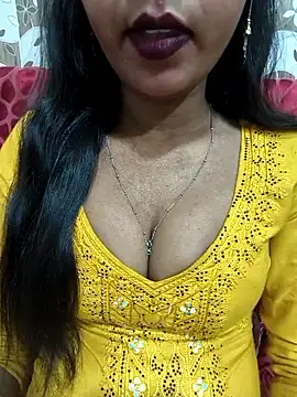 Snapshot of Sharmila-Singh chatting on May 14, 2026, 9:05 am Sharmila-Singh online show from May 14, 2026, 9:05 am