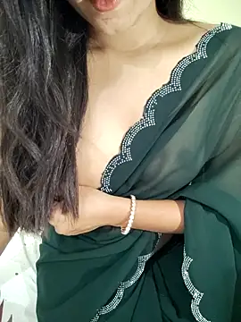 Snapshot of Meenakshi_ chatting on February 28, 2026, 3:24 pm Meenakshi online show from February 28, 2026, 3:24 pm