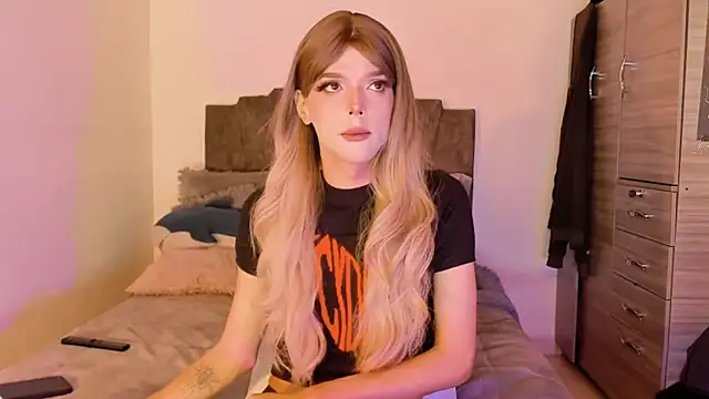 billiesimons2 online show from June 25, 2026, 1:05 am