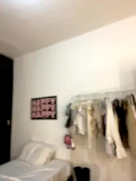 Sweetnaughtygirl  online show from November 14, 2025, 2:54 am