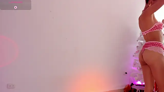 Snapshot of wendymoah chatting on January 6, 2025, 9:54 pm wendymoah online show from January 6, 2025, 9:54 pm