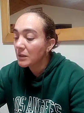 skayhot  online show from March 24, 2026, 12:43 pm