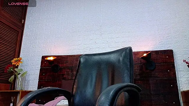 Celeste sanz online show from November 19, 2025, 10:59 am