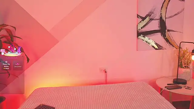 miaablack online show from December 18, 2025, 8:26 pm