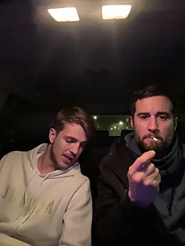 Snapshot of Suukeeta chatting on December 17, 2025, 2:39 am Suukeeta online show from December 17, 2025, 2:39 am