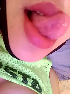 Snapshot of JAWHARA_ chatting on November 7, 2025, 8:36 am JAWHARA online show from November 7, 2025, 8:36 am