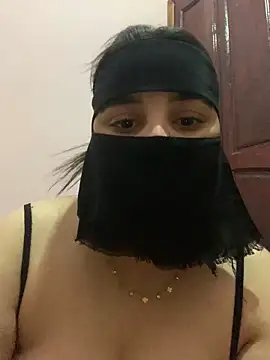 Snapshot of Miss-Soka chatting on December 18, 2024, 6:14 pm Miss-Soka online show from December 18, 2024, 6:14 pm