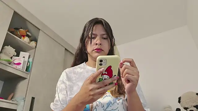 Snapshot of miss_valery2 chatting on May 8, 2026, 12:38 am miss valery2 online show from May 8, 2026, 12:38 am