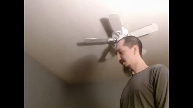 VanceFontaine online show from December 19, 2025, 3:57 am