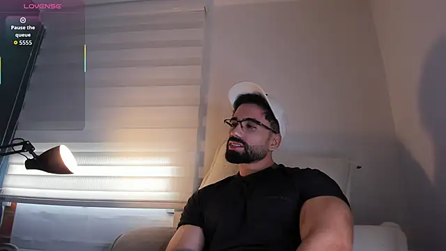 Snapshot of edrick_walton1 chatting on April 1, 2026, 1:41 pm edrick walton1 online show from April 1, 2026, 1:41 pm