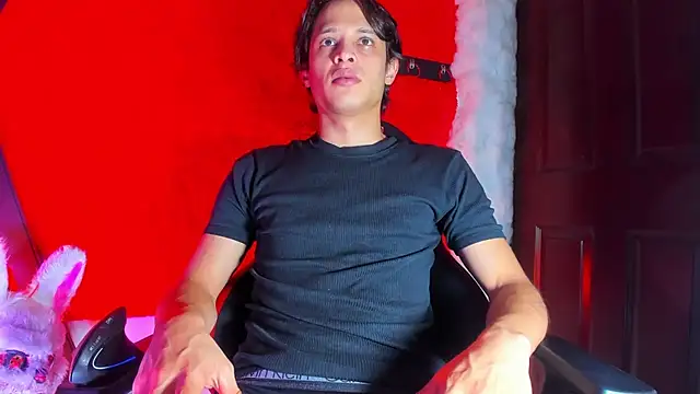 LilOwen  online show from March 15, 2026, 6:25 pm