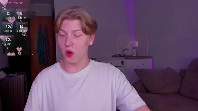 TheMikeSever online show from December 14, 2025, 10:53 am