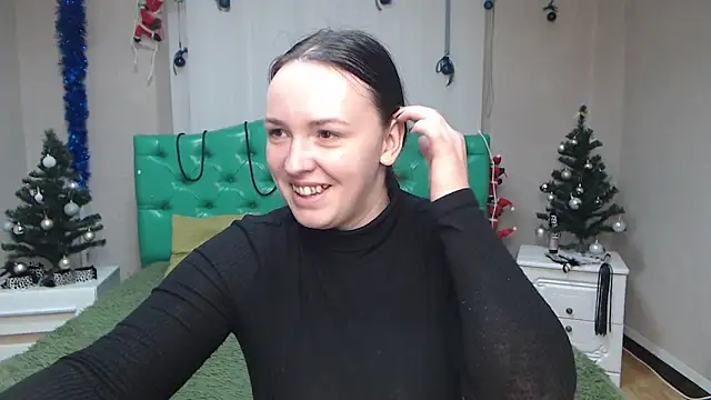 IsabelBlackberry online show from January 5, 2025, 9:15 am