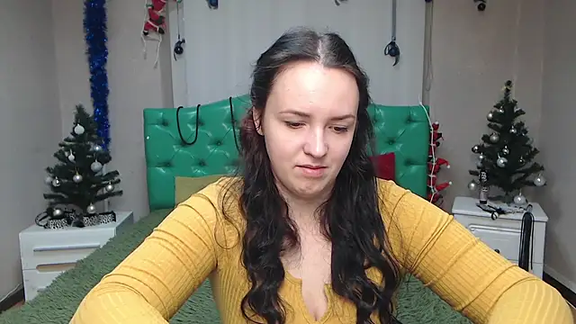 IsabelBlackberry online show from January 6, 2025, 6:03 am