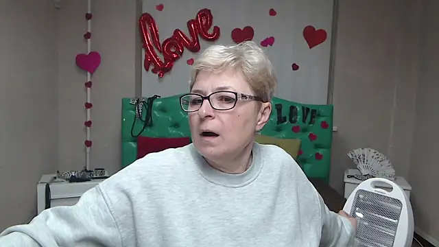 EmiliaGree online show from January 18, 2026, 8:23 pm