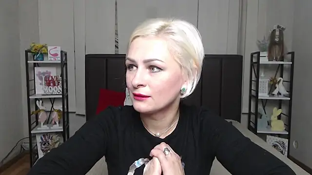 OliviaHorst online show from November 27, 2025, 7:21 am