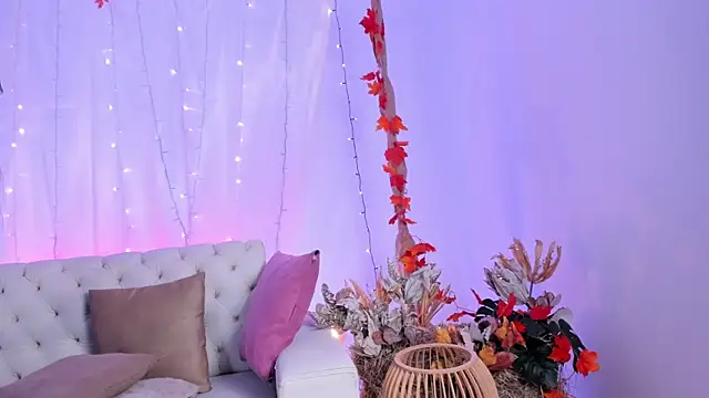 celestelewis online show from October 31, 2025, 7:37 pm