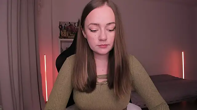 WalkingGirl online show from February 1, 2025, 5:58 pm