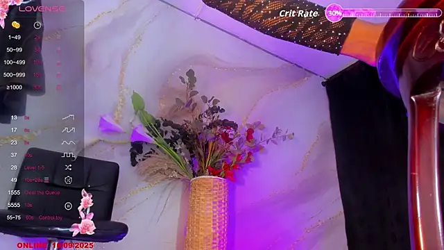 Karla-Ebony online show from September 16, 2025, 1:56 pm