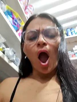 Linda Lars online show from December 2, 2025, 2:50 am