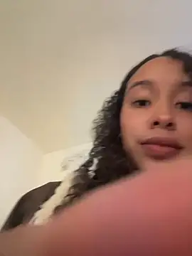 Snapshot of MarieLeon chatting on January 31, 2026, 7:12 pm MarieLeon online show from January 31, 2026, 7:12 pm