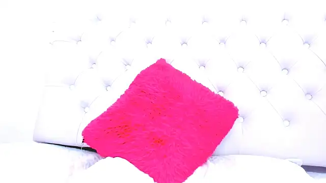 silvana  miller online show from January 30, 2025, 1:22 am