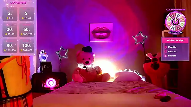 Snapshot of Stripgirl31 chatting on January 25, 2025, 9:25 pm Stripgirl31 online show from January 25, 2025, 9:25 pm