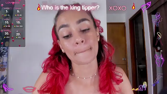 serafelle online show from December 12, 2024, 4:04 am