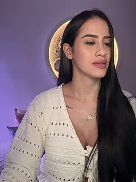 Snapshot of SarahhSmitth1 chatting on December 15, 2025, 12:26 am SarahhSmitth1 online show from December 15, 2025, 12:26 am