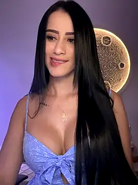 Snapshot of SarahhSmitth1 chatting on December 15, 2025, 9:08 pm SarahhSmitth1 online show from December 15, 2025, 9:08 pm