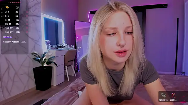 lilyvibe online show from January 30, 2025, 10:41 pm