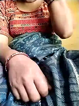 Snapshot of Cutkajal chatting on February 5, 2025, 7:29 am Cutkajal online show from February 5, 2025, 7:29 am