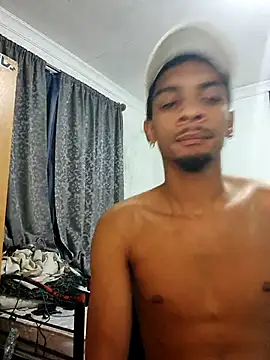 29YOURZ 28  online show from October 23, 2025, 7:23 pm