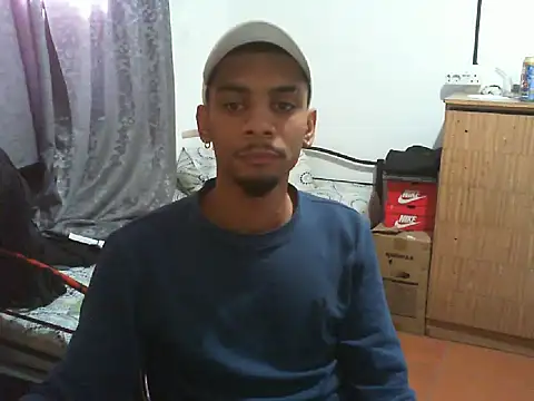 29YOURZ 28  online show from October 31, 2025, 2:51 pm